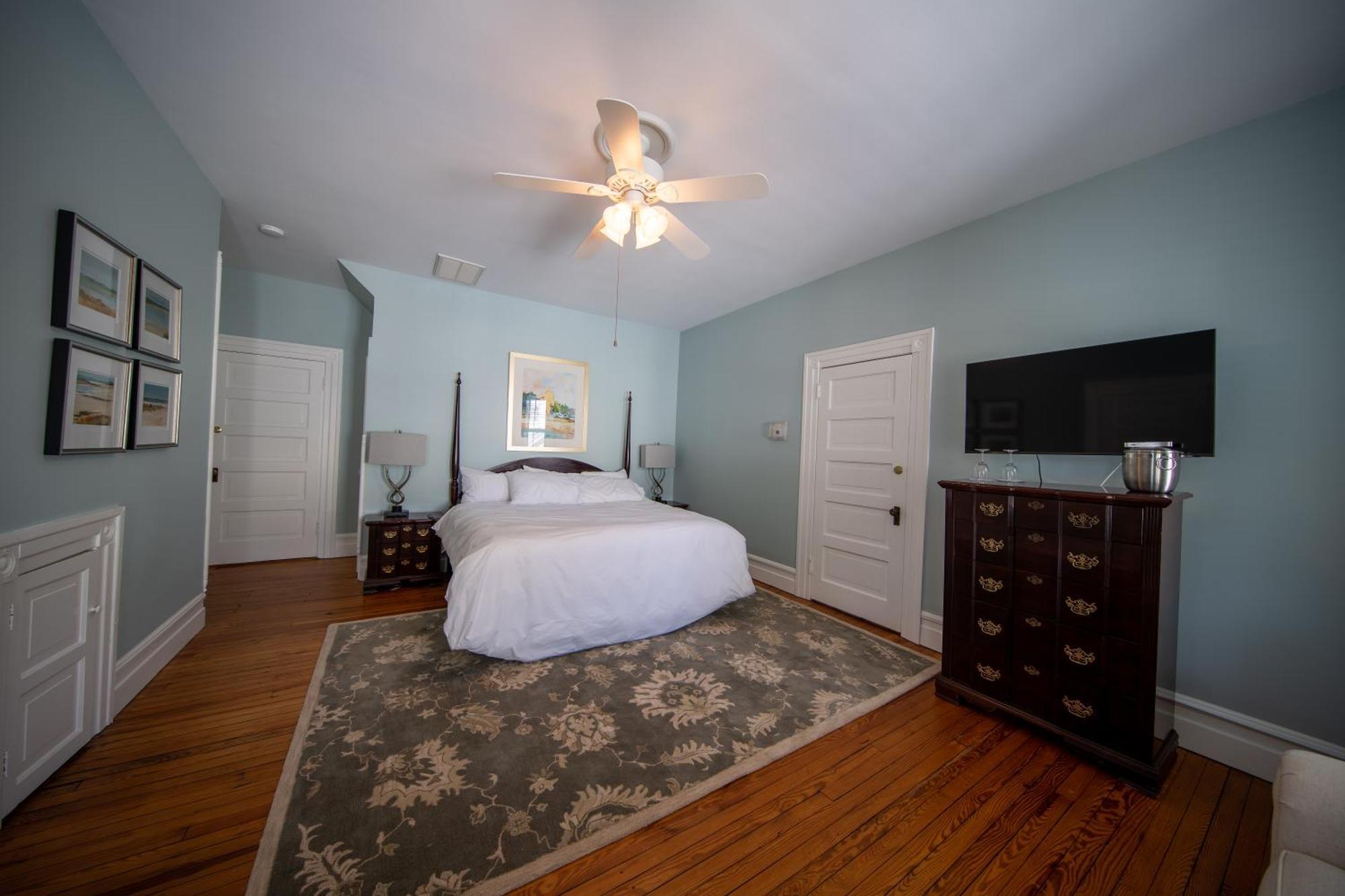 The Edenton Collection-Captain'S Quarters Inn Стая снимка