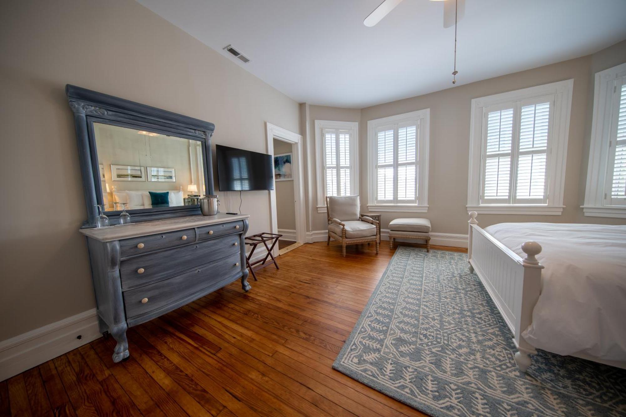 The Edenton Collection-Captain'S Quarters Inn Стая снимка
