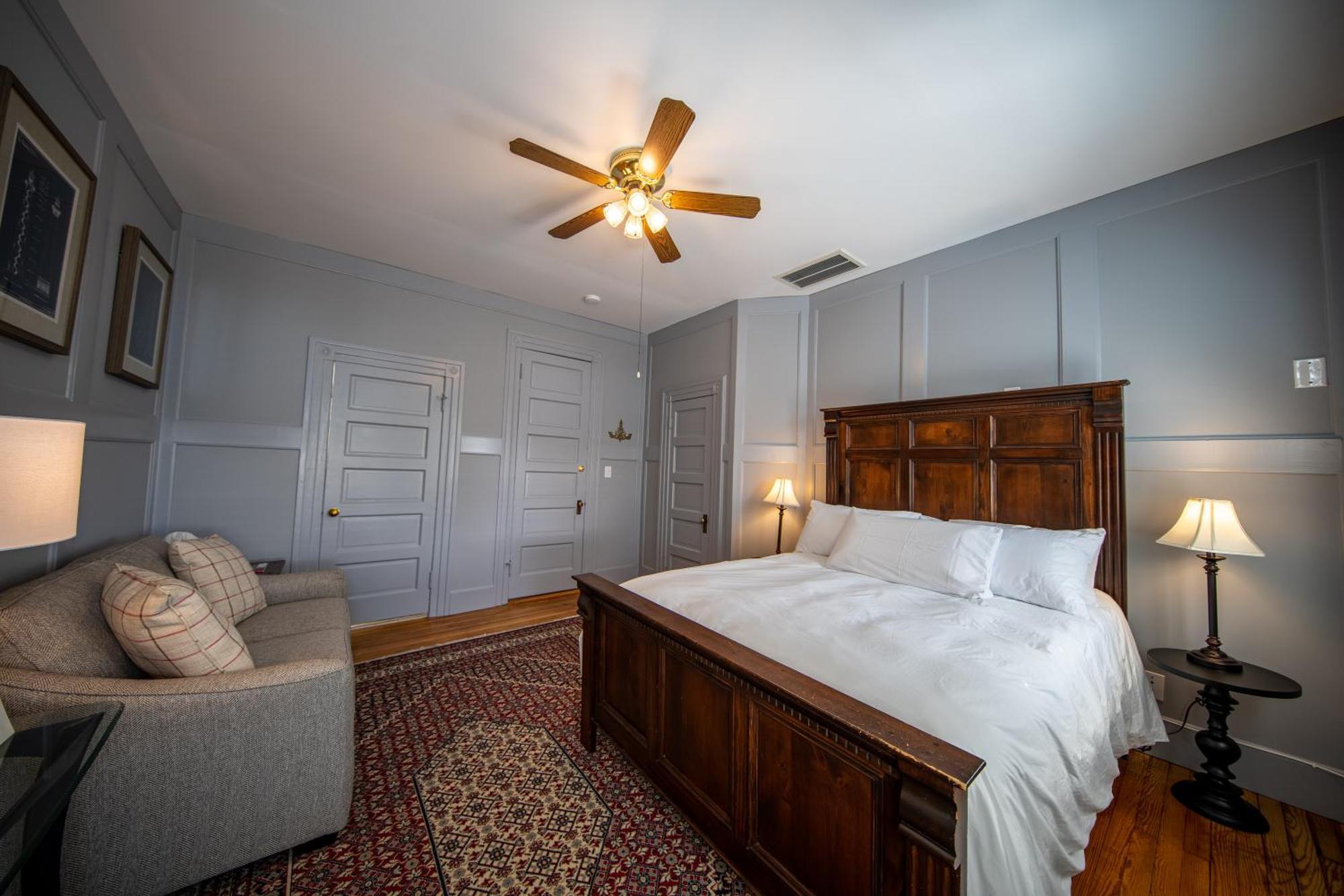 The Edenton Collection-Captain'S Quarters Inn Стая снимка